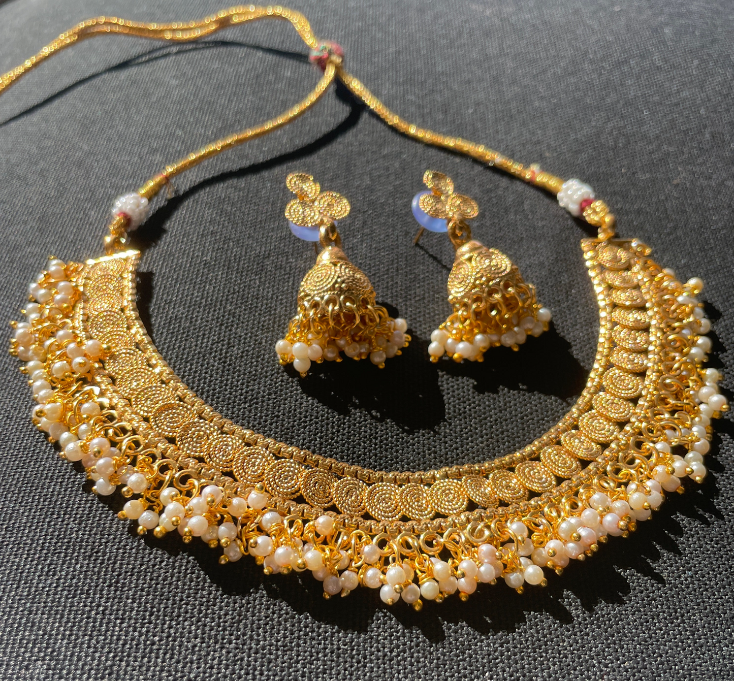 Niharika Necklace & Earrings Set