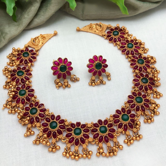 Roja Necklace & Earrings Set